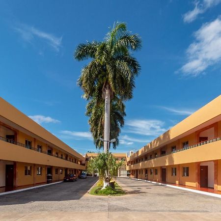 Tecnohotel Itzaes Mérida Exterior foto