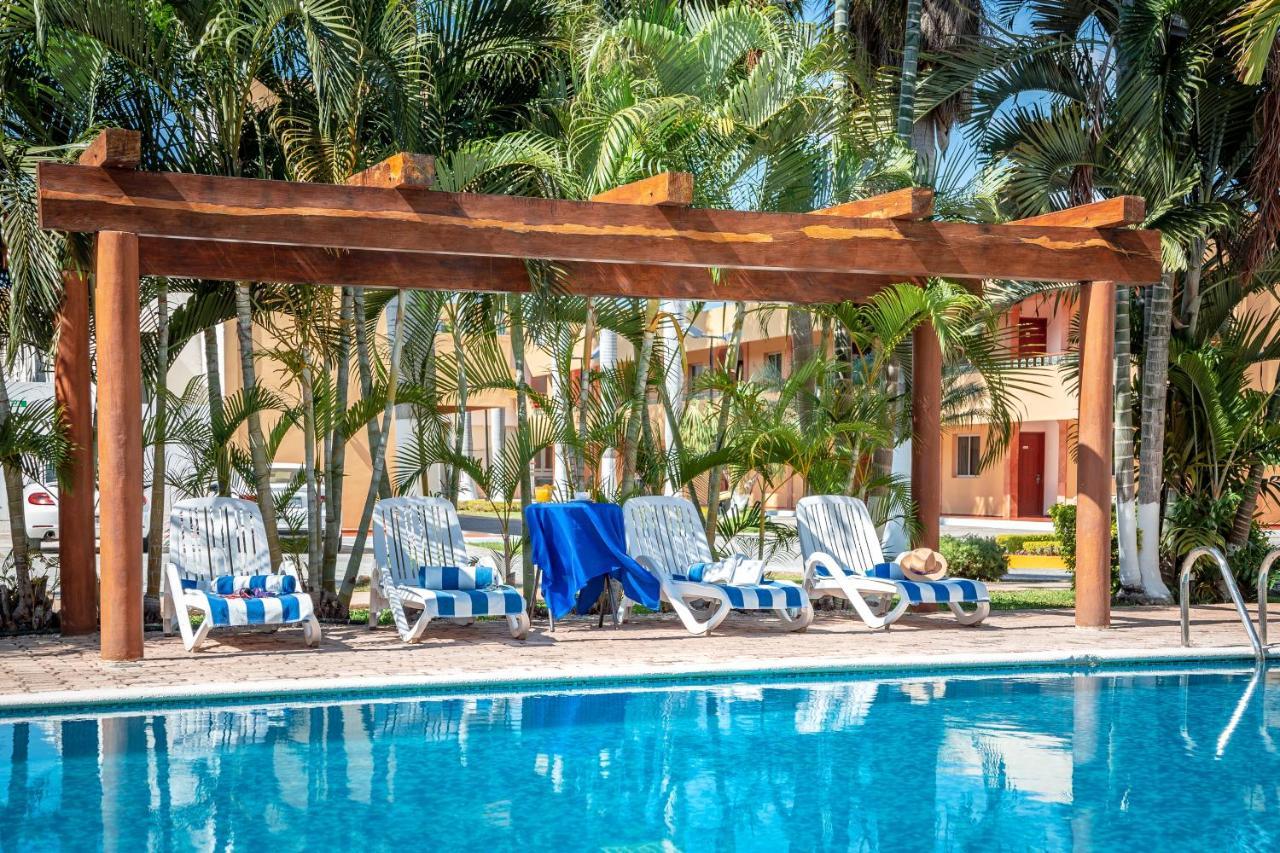 Tecnohotel Itzaes Mérida Exterior foto