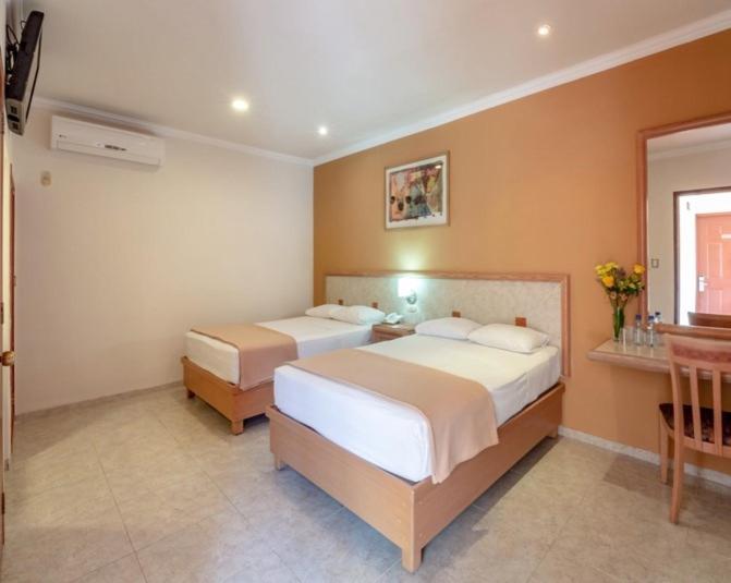 Tecnohotel Itzaes Mérida Exterior foto